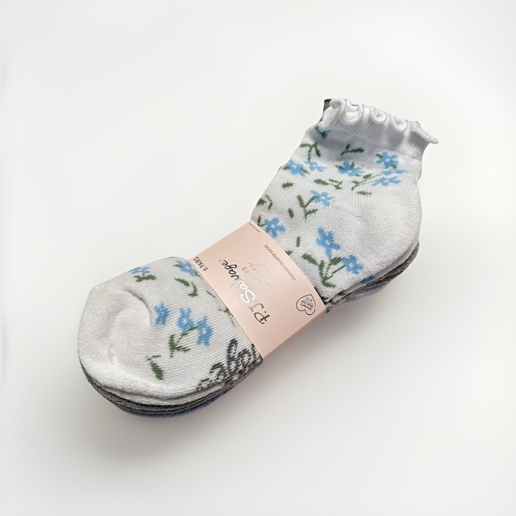 PJ Salvage Accessories - PJ Salvage Ruffle Floral Ankle Socks Set Of 8 White Blue Feminine NEW‎ SIZE 4-10